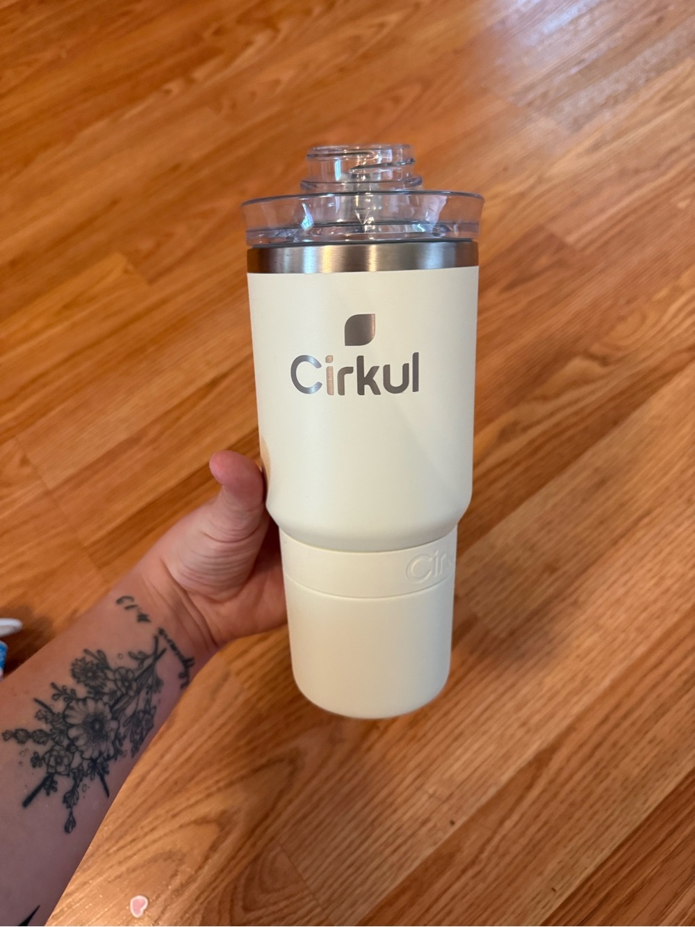 Cirkul Cream Tumbler with Lid